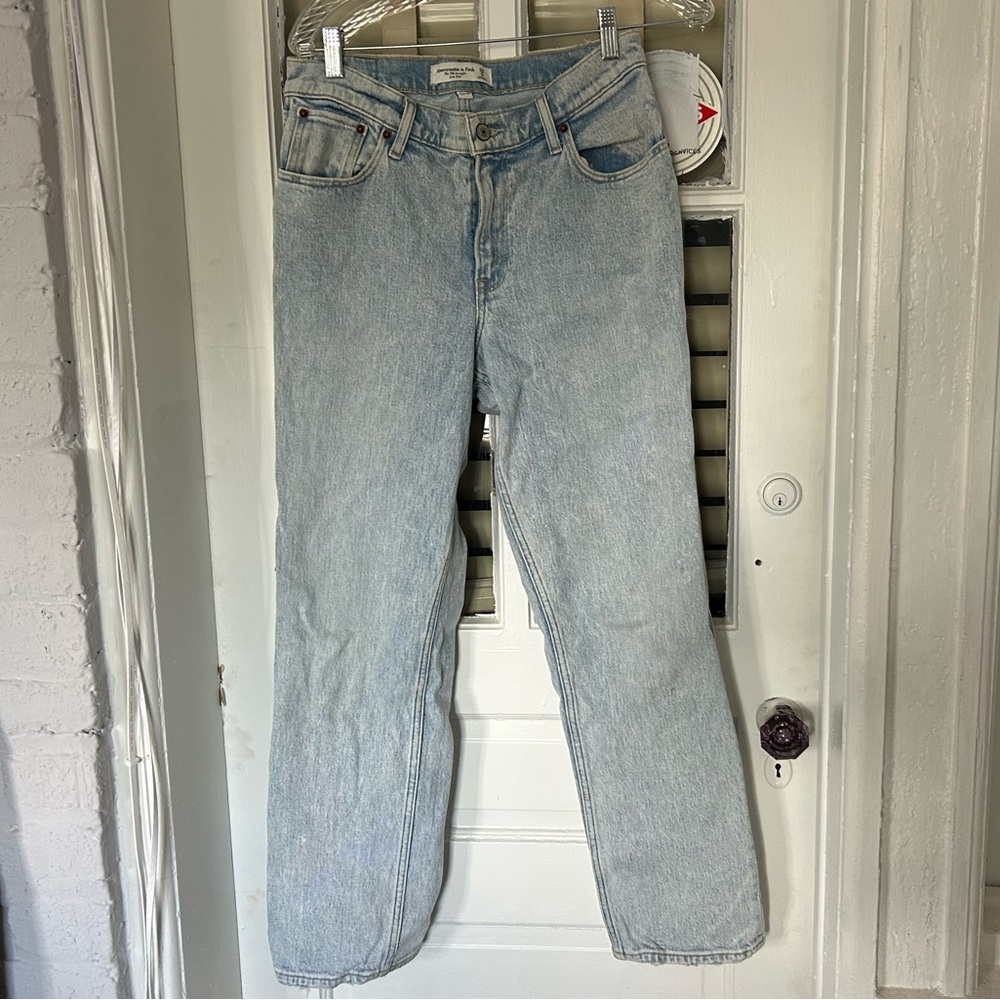 Abercrombie & Fitch the 90s low rise straight jeans curve love